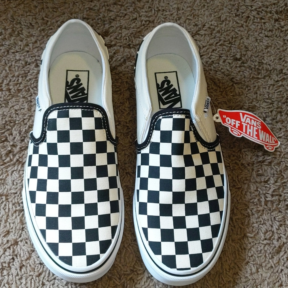Black and white checkered vans NWT women's 8.5